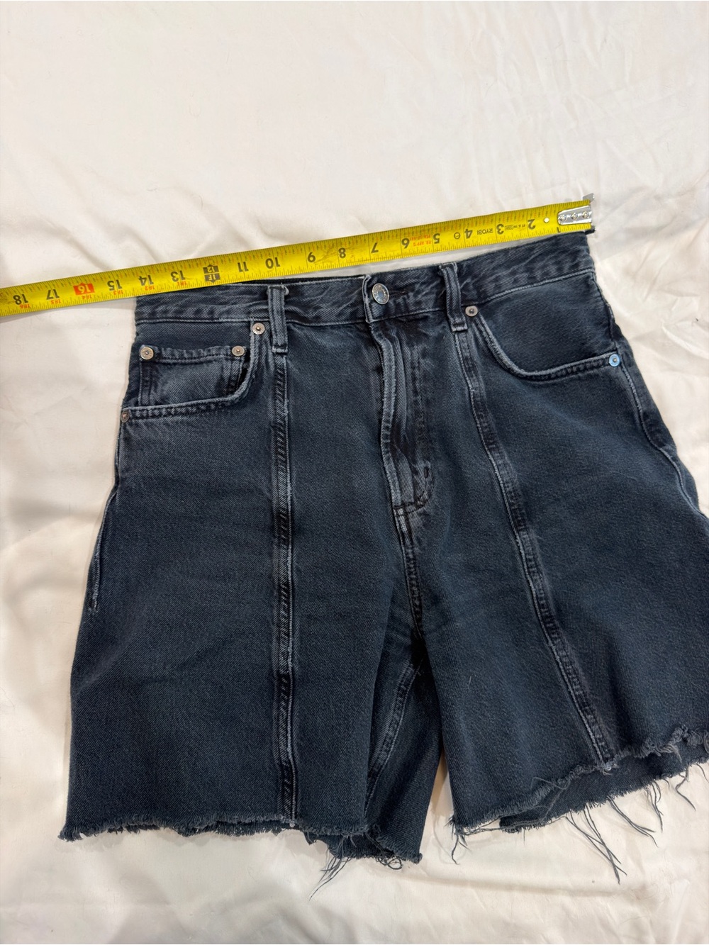AGOLDE Black High-Rise Raw Hem Jean Shorts